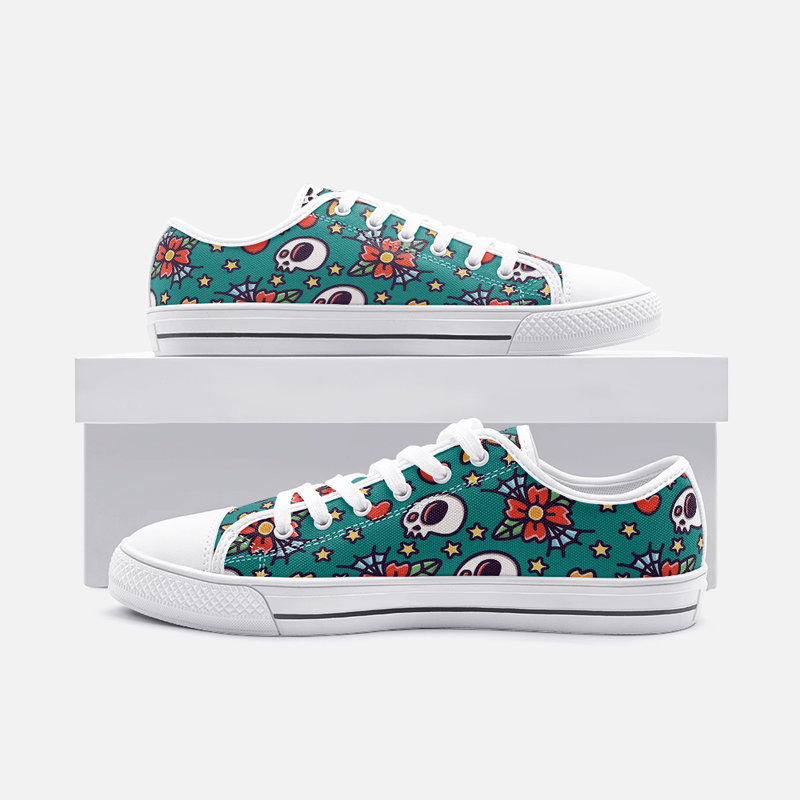 skull and hearts pattern Unisex Low Top Canvas Shoes - TheRepublicStudio